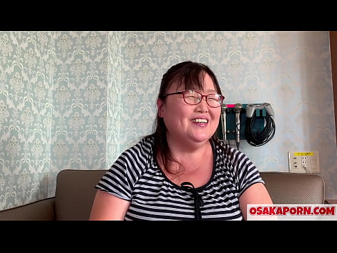 ❤️ Ama japoniar lodiak bere titi erraldoiak erakusten ditu eta sexu jostailu batekin gozatzen du. 51 urteko ama asiar batek bere sexu-esperientziaz hitz egiten du. Yukiko 1 OSAKAPORN milf gantz ❤️ Errusiar porno %eu.mailkassa.ruan