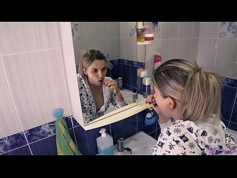 ❤️ Pijamaz jantzitako gazteekin ahozko esperma amaitzen da ipurdian - Letty Black ❤️ Errusiar porno %eu.mailkassa.ruan